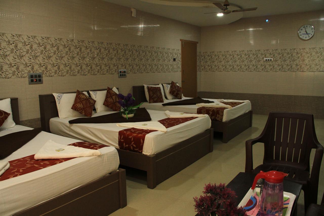 Hotel Royal Residency Rāmeswaram Екстериор снимка